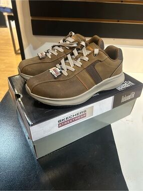 Skechers Men’s Brown & Tan Relaxed-Fit “ Wide width” Streetwear Sneakers